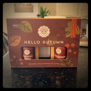 Essential Oils Cinnamon and Autumn Spice
